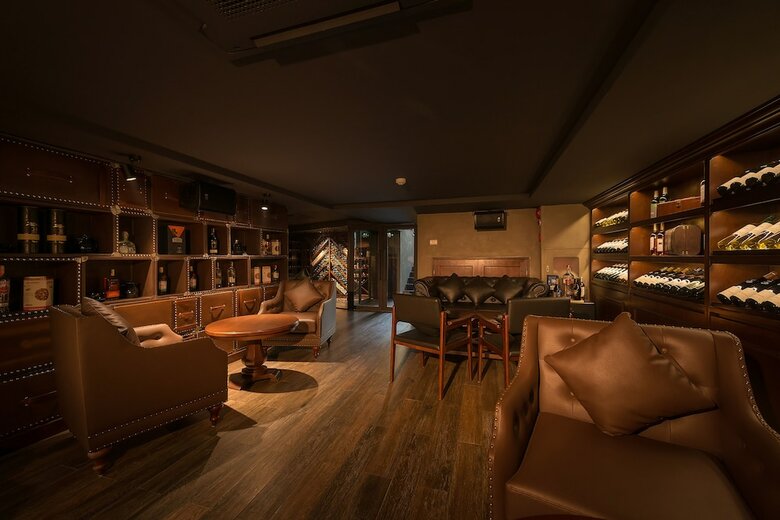 Bespoke Trendy Hotel Hanoi