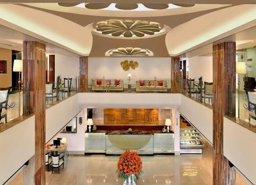Hotel Taurus Sarovar Portico