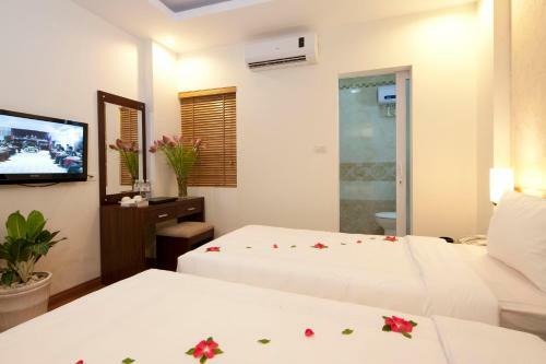 Rising Dragon Legend Hotel