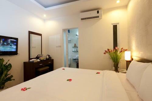 Rising Dragon Legend Hotel