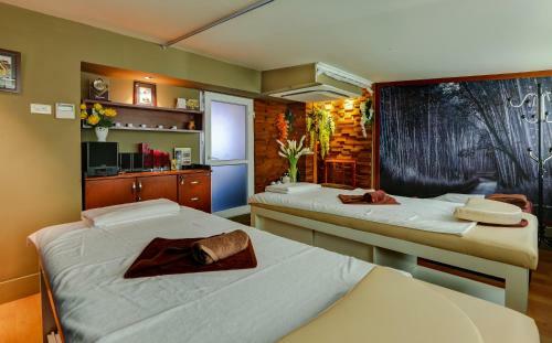 Conifer Boutique Hotel