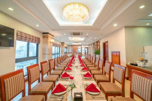 Hanoi La Rosa Hotel