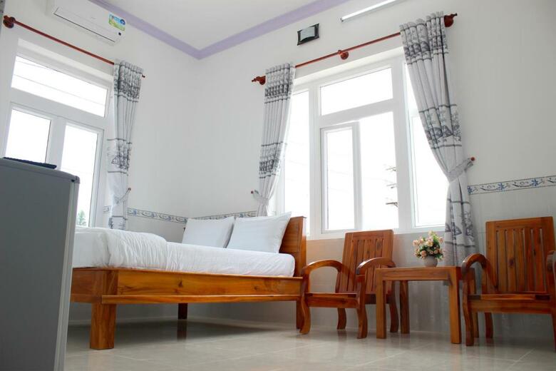 Hostal Hung Phuc Mui Ne Hotel