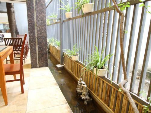 Palmo Serviced Apartment