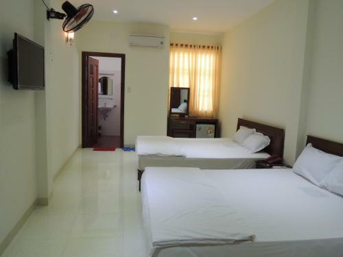 Long Chau Hotel