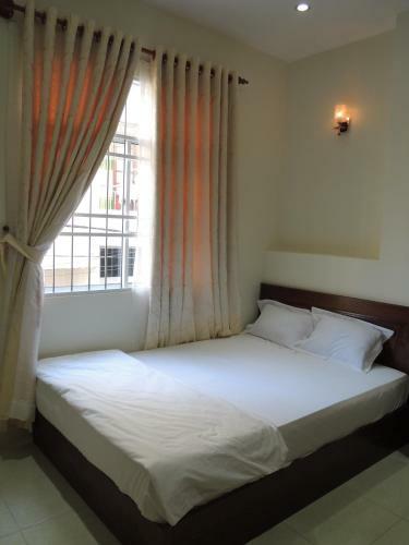 Long Chau Hotel