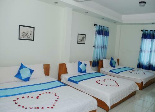 Queen 2 Hotel