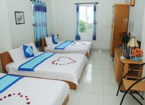 Queen 2 Hotel