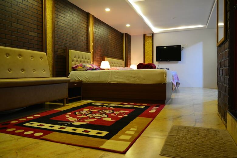 Hostal Roundcube Guest House