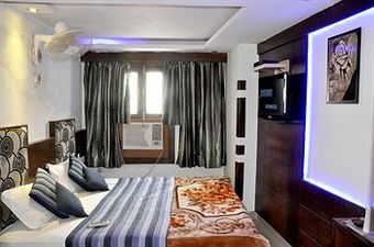 Anoop Hotel