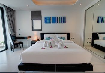 Hotel Lets Phuket @ Absolute Twin Sands Resort & Spa