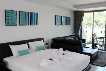 Hotel Lets Phuket @ Absolute Twin Sands Resort & Spa