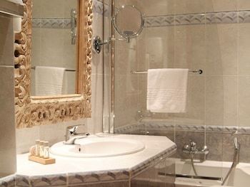 Hotel Ch�teau De La Tour
