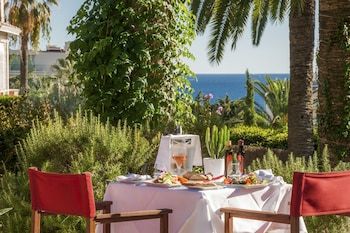 Hotel Ch�teau De La Tour