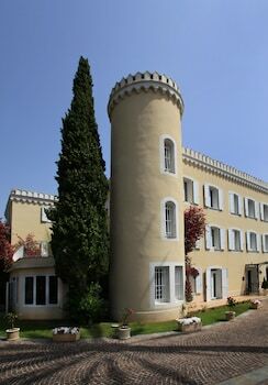 Hotel Ch�teau De La Tour