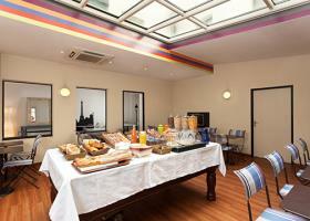 Hotel Comfort Paris La Fayette