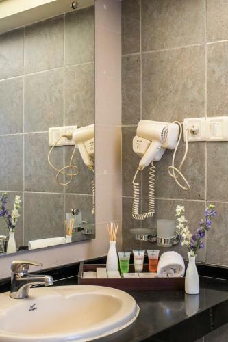 Hotel Park Central Comfort- E- Suites
