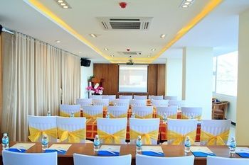 Nha Trang Wonderland Hotel