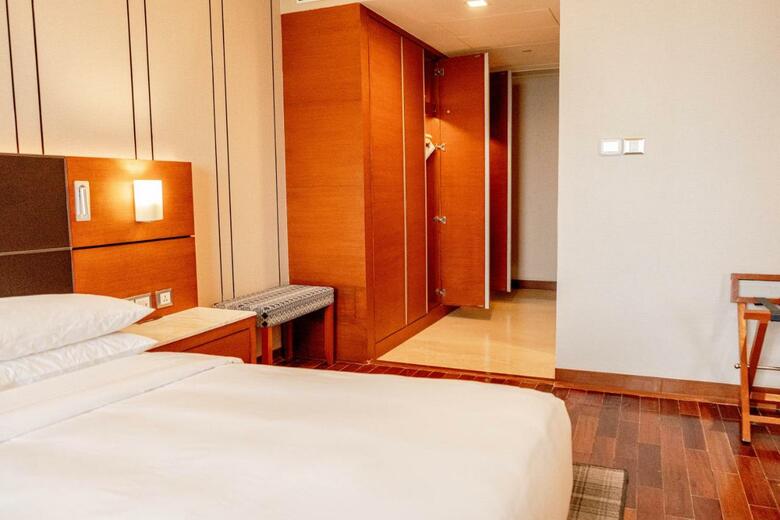 Piccadily Hotel New Delhi