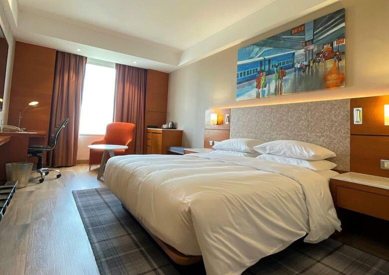 Piccadily Hotel New Delhi