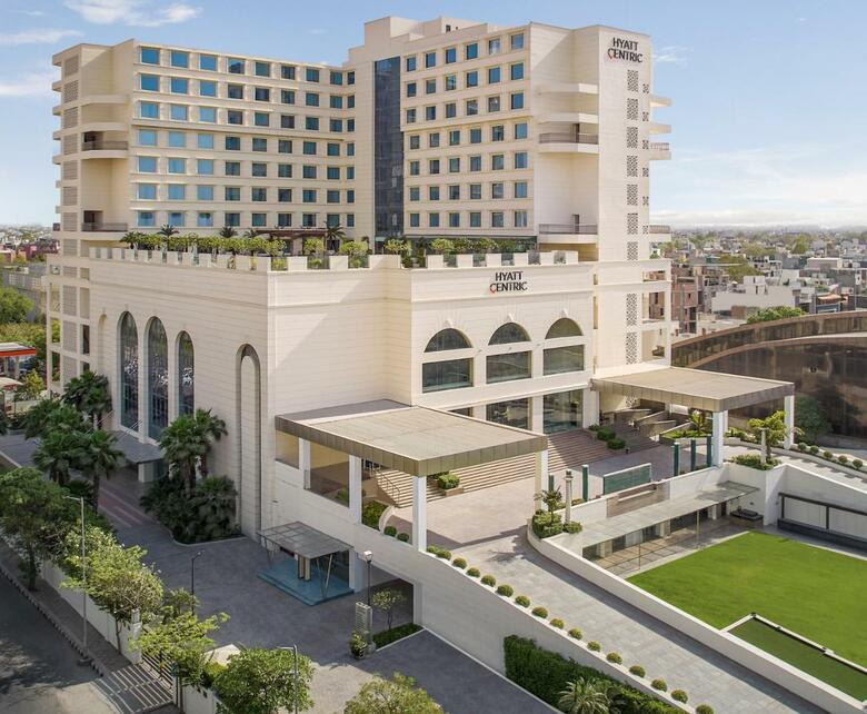 Piccadily Hotel New Delhi