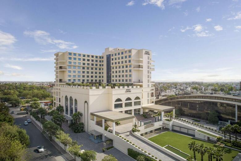 Piccadily Hotel New Delhi
