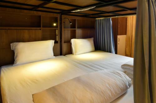 Prince 1 Hotel