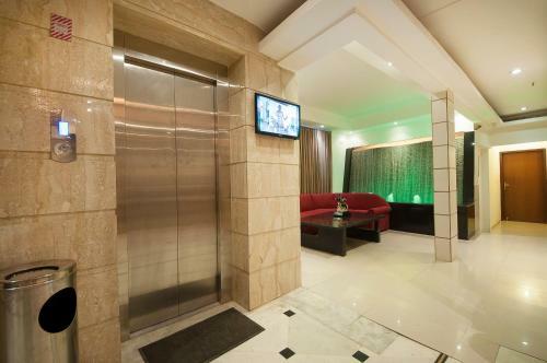 Airport Hotel De Aura