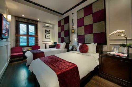 Golden Spring Hotel