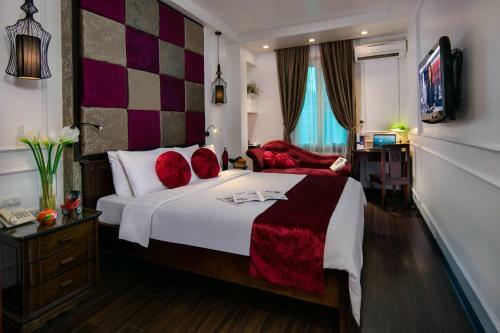 Golden Spring Hotel
