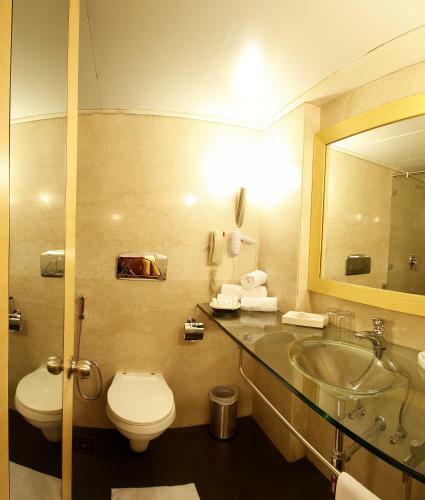 Hotel Sagar Plaza
