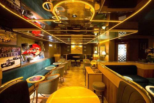 Hotel Sagar Plaza
