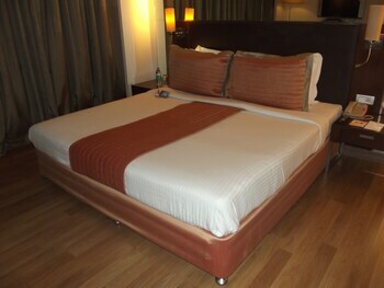St Laurn Business Hotel