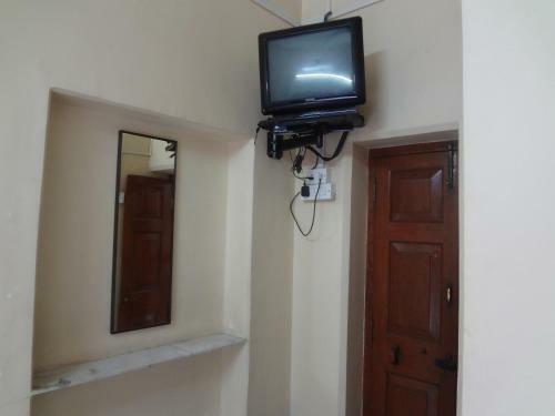 Lodge Hotel Rajmandir