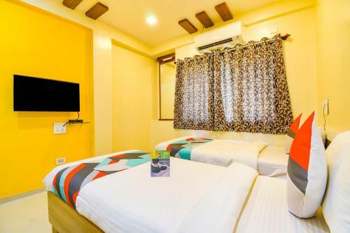 Hotel Fabexpress Gandharva Residency
