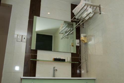 Thanh Long Tan Hotel