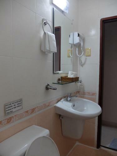 Ngoc Linh Hotel