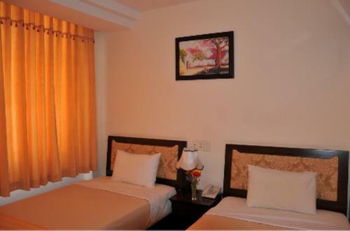 Dong Kinh B Hotel