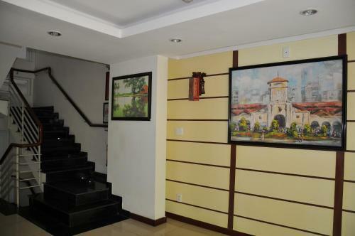 Dong Kinh B Hotel
