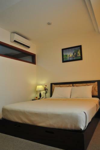 Dong Kinh B Hotel