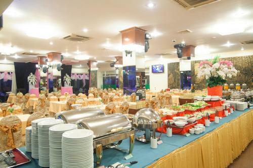 Victory Hotel