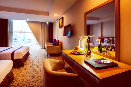 Ttc Hotel Deluxe Airport