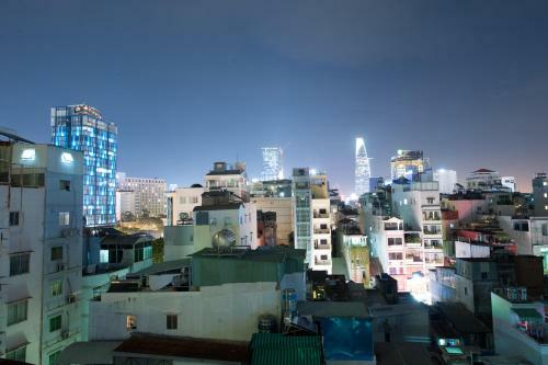 Golden Wind Hotel