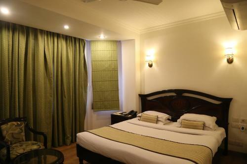 Hotel The Park Residency