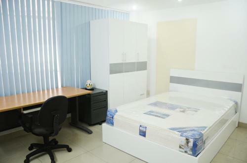 Smiley Apartment 3