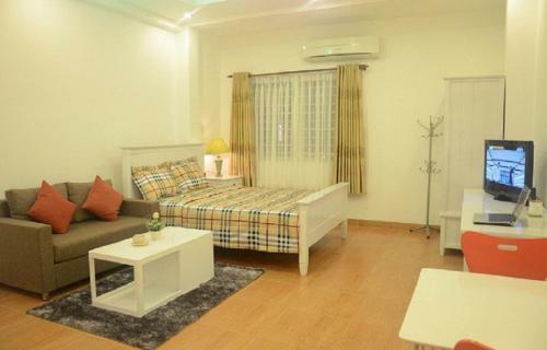 Smiley Apartment 3