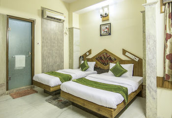 Hostal Treebo Natraj Yes Please