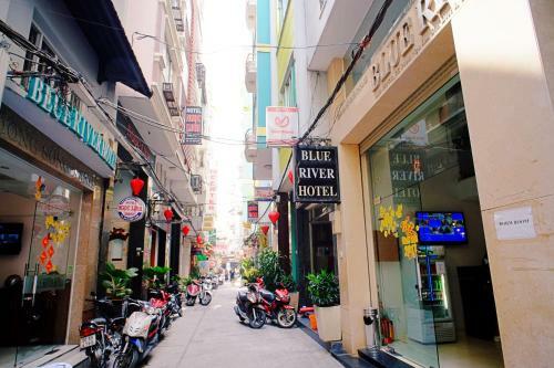Blue River Hotel