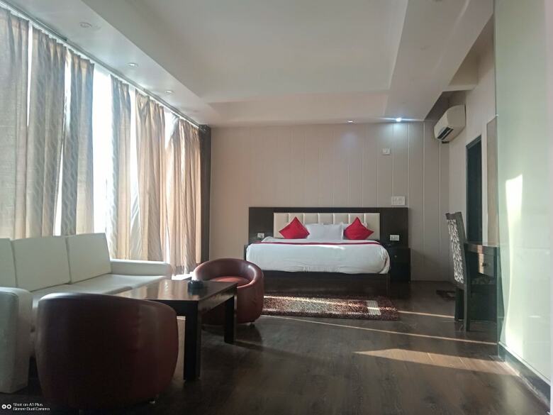 Hotel Anandam Resort