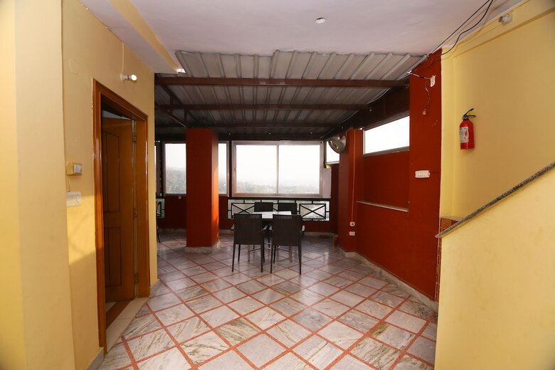 Hotel Ganesha Inn